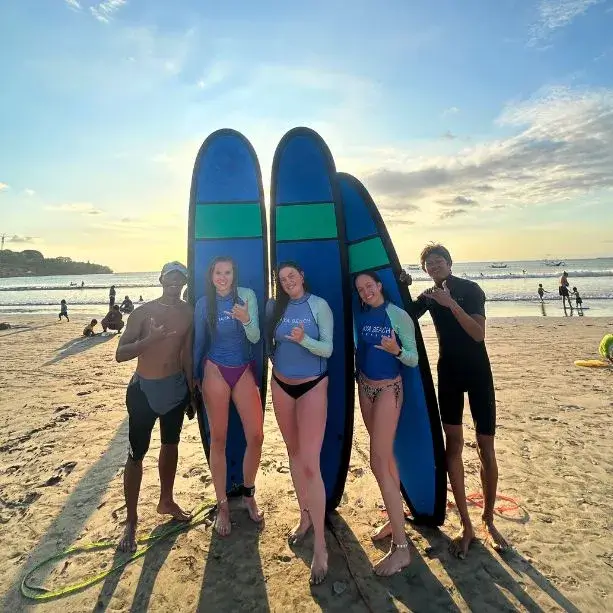 Cakrawala Asia Surf School