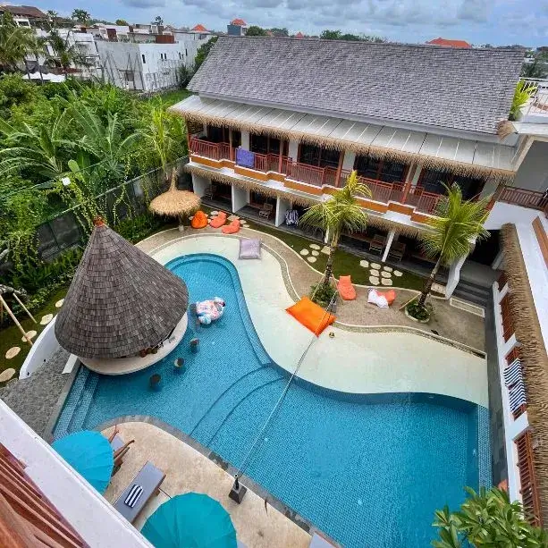 Roomates Beach Hostel Canggu